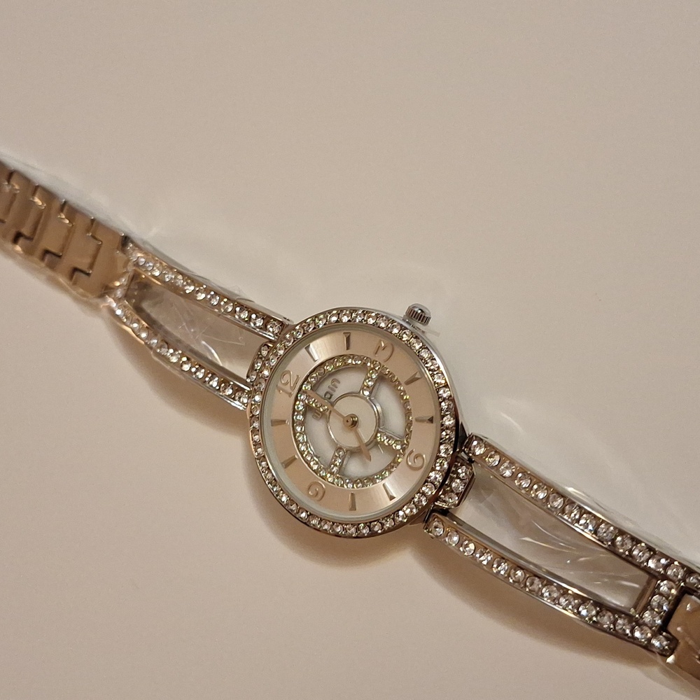 Dazzling Silver Women's Watch with Crystal Accents - Picture 3 of 3